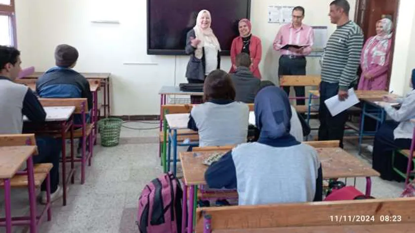 موعد امتحانات الترم الأول للجامعات 2025 والمدارس.. جميع الصفوف
| يلا شوت