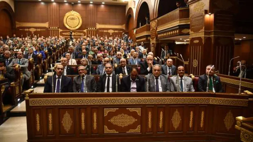 امتيازات وعلاوات تنتظر العمال في 2025.. تكليف رئاسي بإصدار قانون العمل الجديد
| يلا شوت