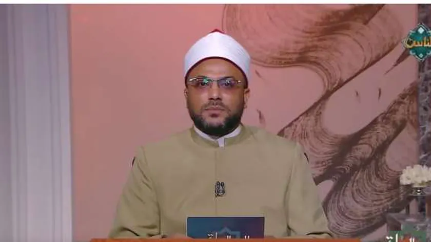 عالم بـ«الأوقاف»: زيارة أضرحة أهل البيت والصالحين سُنة مباركة تعزز الإيمان (فيديو)
| يلا شوت