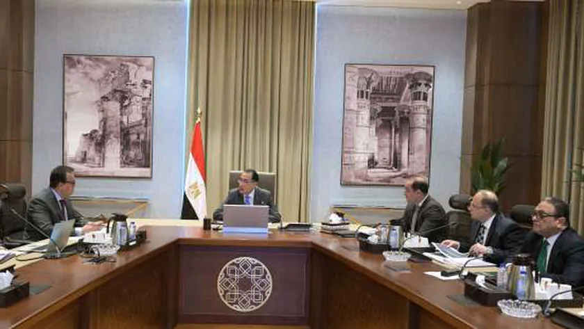 مدبولي يوجه بسرعة دفع 10 مليارات جنيه لسداد مستحقات شركات الأدوية
| يلا شوت