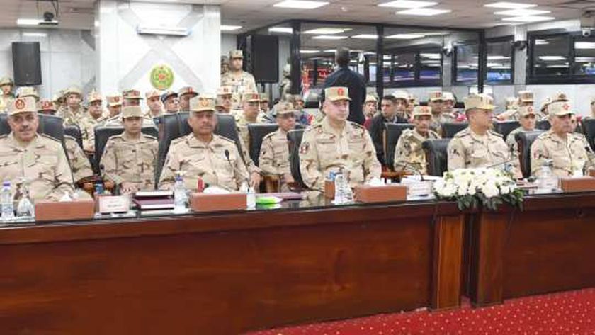 رئيس هيئة الإمداد والتموين: قادرون على التأمين الإداري والفني والطبي للقوات المسلحة برا وبحرا وجوا
| يلا شوت