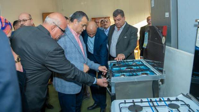وزير الإنتاج الحربي: خط ساخن لمنتجات الوزارة المدنية للتواصل مع المواطنين
| يلا شوت