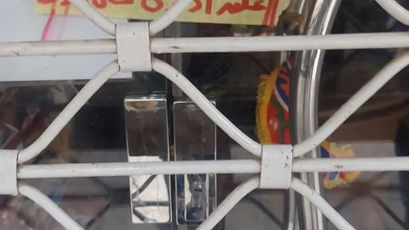 غلق 3 محلات مخالفة في حملة مكبرة بمنطقة شيراتون بالقاهرة
| يلا شوت