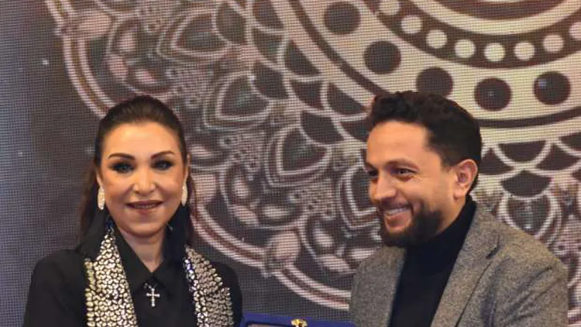 أحمد فايق يحصد جائزة الإعلامية آمال العمدة لأفضل مذيع تلفزيوني
| يلا شوت