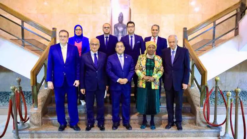 مقررة اللجنة الأفريقية لحقوق الإنسان تستعرض تجربة مصر في الإصلاح الإداري
| يلا شوت