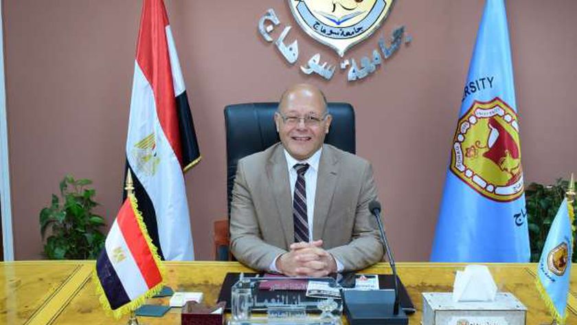رئيس جامعة سوهاج عضوا مجلس أمناء المبادرة الرئاسية «تحالف وتنمية»
| يلا شوت