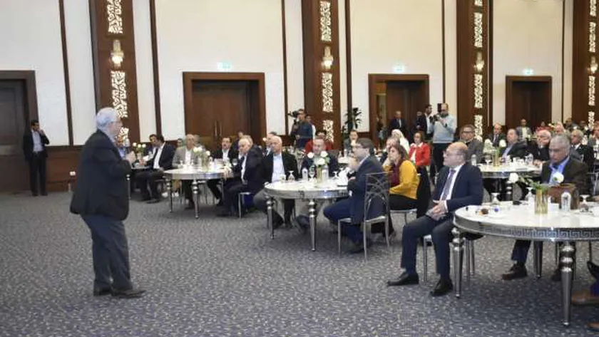مصدر بـ«الأعلى للجامعات»: ضوابط دراسة السنة التأسيسية قيد النقاش
| يلا شوت