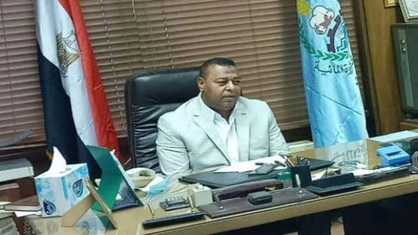 أمين عام «عمال مصر»: طرح كراسة لتسويق فندق وأراضي مدينة الأحلام قريبا
| يلا شوت