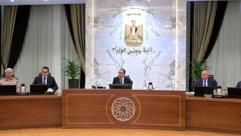 بدء اجتماع الحكومة الأسبوعي برئاسة «مدبولي».. طرح شركات في البورصة وتنظيم سوق السيارات أبرز القرارات المنتظرة| عاجل
| يلا شوت