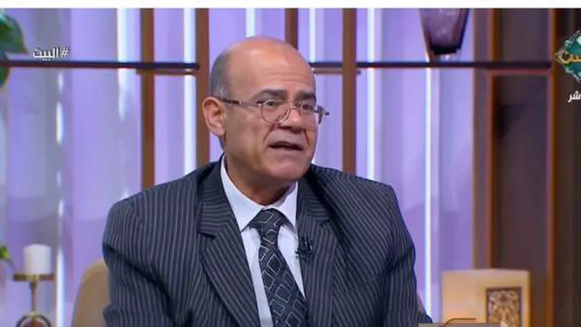 مجدي بدران يوضح أعراض الفيروس الغدي وعلاجه.. ويحذر من الشائعات (فيديو)
| يلا شوت