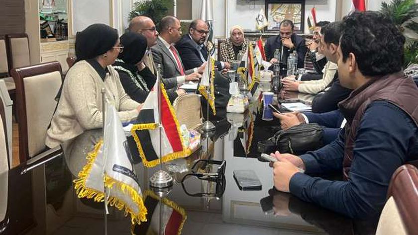 «التنسيقية» تعقد ورشة حول مفهوم شبكات الحماية الاجتماعية
| يلا شوت