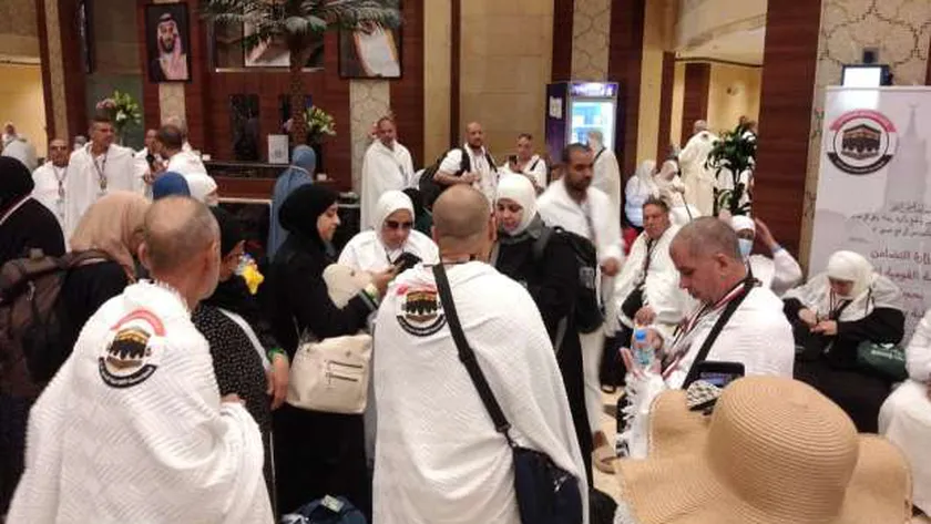 «الغرف السياحية»: مدة برامج الحج السياحي فئة الـ5 نجوم تبلغ نحو أسبوعين
| يلا شوت