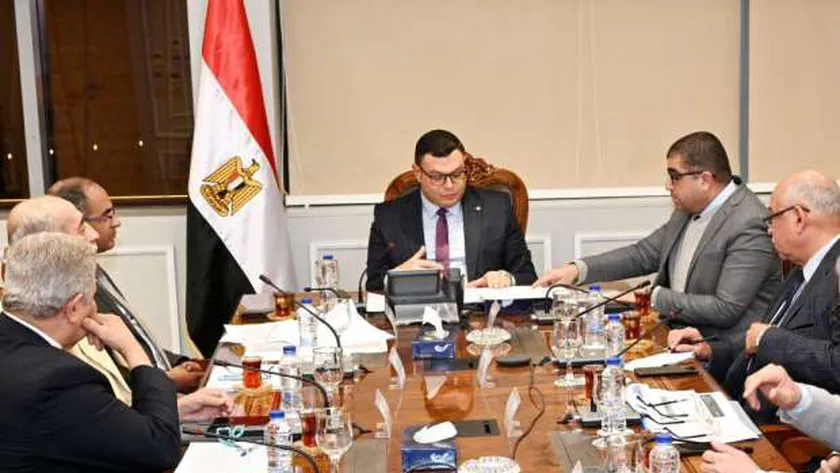 وزير الإسكان يتابع خطة تدعيم شبكات مياه الشرب والصرف الصحي
| يلا شوت
