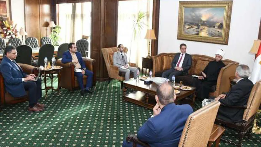 رئيس «الأعلى للإعلام» يناقش مع وزير الأوقاف تدريب صحفيي الملف الديني
| يلا شوت
