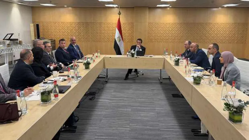 وزير الصحة: مصر تولي اهتماما كبيرا بتوطين صناعة الأدوية والأجهزة الطبية
| يلا شوت