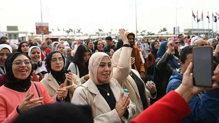 أكثر من 356 ألف زائر لمعرض القاهرة الدولي للكتاب في خامس أيامه
| يلا شوت