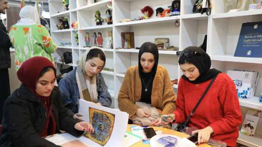 «القومي للمرأة» ينظم ورشا للحرف اليدوية في جناحه بمعرض القاهرة للكتاب
| يلا شوت