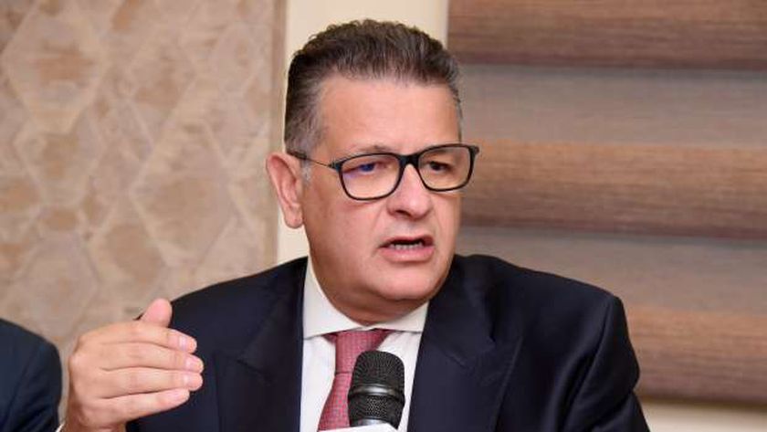 رئيس «حقوق الإنسان» بـ«النواب»: مراقبة حسابات التواصل الاجتماعي بأمر قضائي فقط
| يلا شوت
