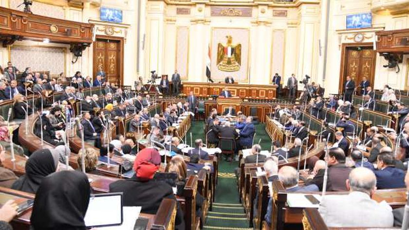 وزير العدل أمام «النواب»: نقل وبث المحاكمات مسؤولية رئيس الدائرة القضائية
| يلا شوت