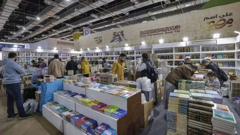 عضو بـ«المصرية للكتاب»: معرض القاهرة الدولي يركز على تنمية وعي الشباب
| يلا شوت