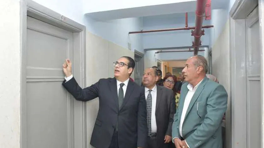 رئيس جامعة القاهرة يفتتح أعمال صيانة المبنى الثالث بمدينة رعاية الطالبات ببولاق الدكرور
| يلا شوت