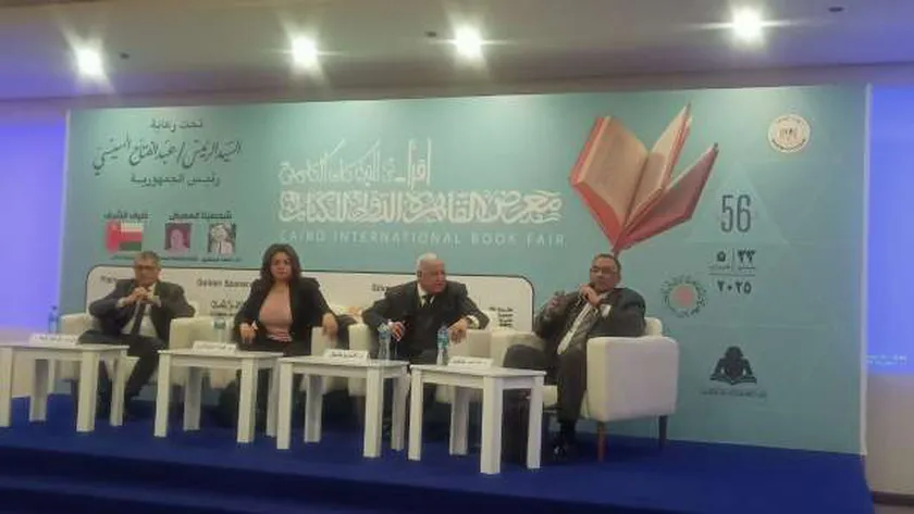 ندوة بمعرض الكتاب تُفند أكاذيب «الأفرو سنتريك»: تسعى لسرقة الحضارة الفرعونية
| يلا شوت