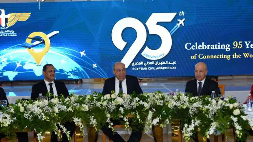 وزير الطيران المدني: زيادة مستمرة في الأرباح والمؤشرات العامة ممتازة ومرضية
| يلا شوت