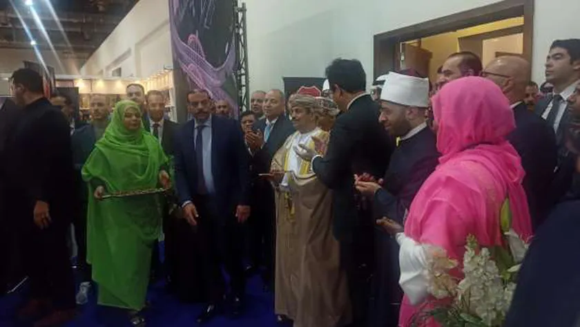 وزير الثقافة يفتتح معرض القاهرة الدولي للكتاب الـ56.. وبدء استقبال الجمهور غدا
| يلا شوت