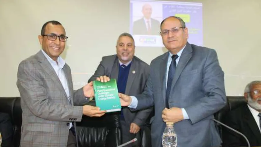 «الزراعة» تقدم توصيات لتعزيز الصحة النباتية ودعم الأمن الغذائي
| يلا شوت