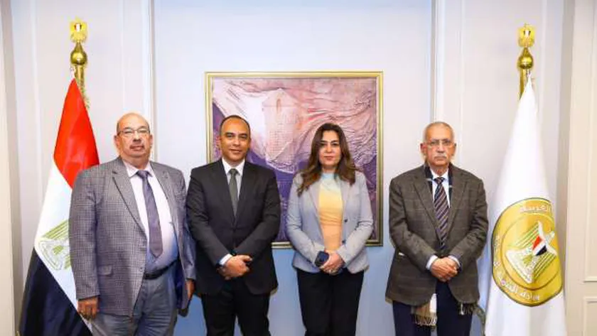 وزيرة التنمية المحلية: استغلال 2500 فدان لإقامة غابة شجرية في المنيا
| يلا شوت