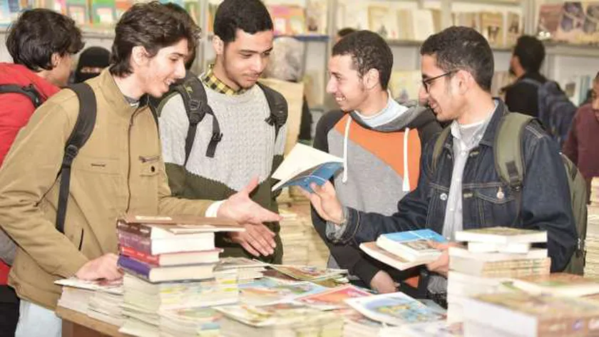 دورة استثنائية.. معرض القاهرة الدولي للكتاب يتجاوز 3.5 مليون زائر في 8 أيام
| يلا شوت