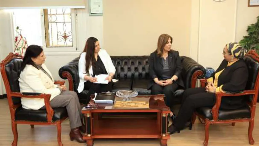 رئيسة «القومي للمرأة» تبحث مع وزيرة شؤون المرأة الفلسطينية التعاون المشترك
                                     | يلا شوت