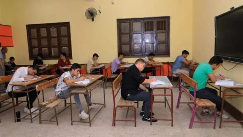 «التعليم» تطالب الطلاب بسرعة تسليم استمارة الثانوية العامة 2025 إلى المدارس
| يلا شوت