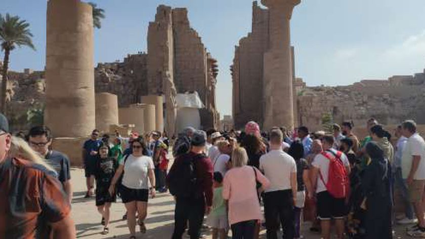 «السياحة الثقافية»: 20 ألف سائح صيني بالأقصر في أسبوع واحد
| يلا شوت