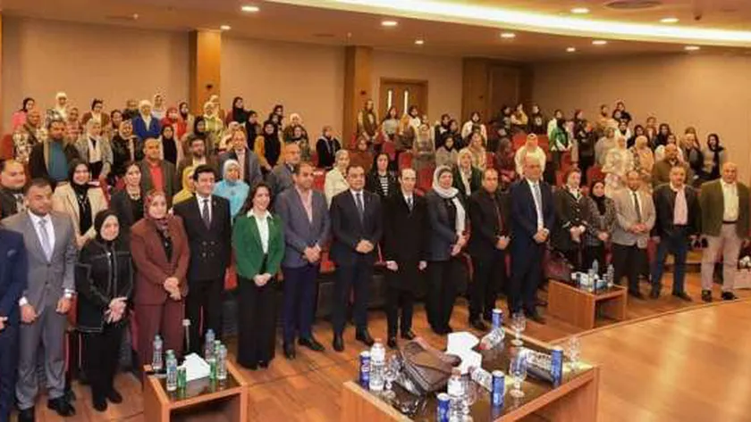 جامعة بورسعيد تستضيف مبادرة التنسيقية «ابني وعيك» بحضور 300 طالب
| يلا شوت
