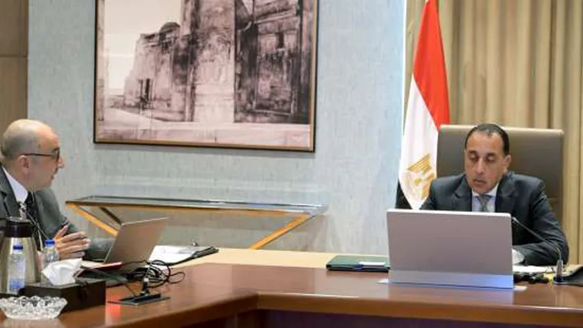 جهود تطوير شركات قطاع الأعمال العام.. استثمارات بالمليارات لدفع عجلة التنمية
| يلا شوت