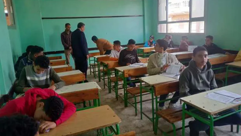 باق 11 يوما.. اعرف الأوراق المطلوبة لتظلمات الشهادة الإعدادية
| يلا شوت