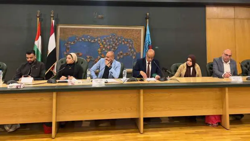«الصحفيين»: نحتاج آليات عمل ميدانية لتقليل احتمالية استهداف المحررين بمناطق النزاع
| يلا شوت